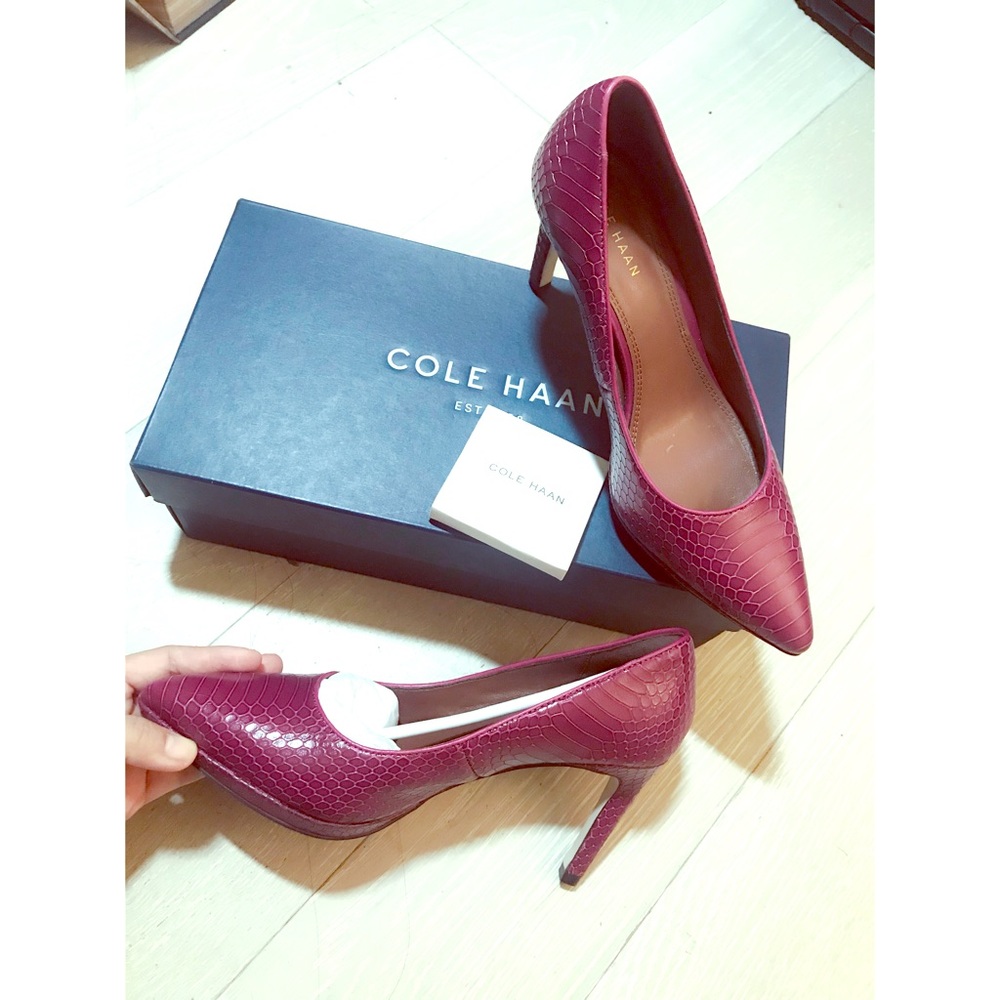 Never wore outdoor Colehaan super comfy heels